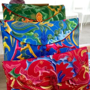 Pochette Éventail en Soie de Brocart