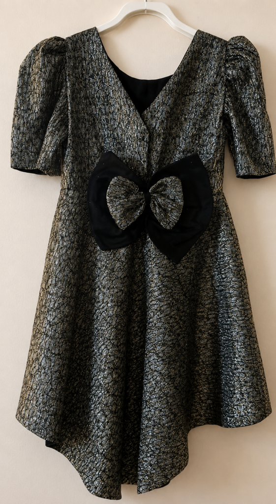 Robe de Cérémonie Fille « Étoile Argentée » – Chic & Effet Couture