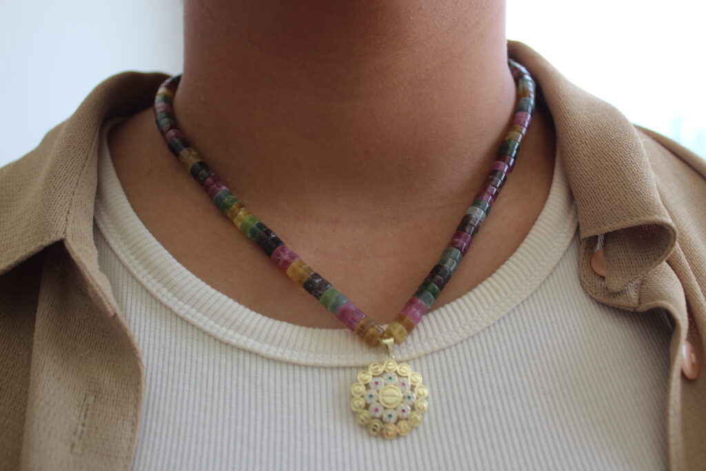 collier coloré