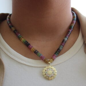 collier coloré