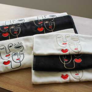 serviettes brodées