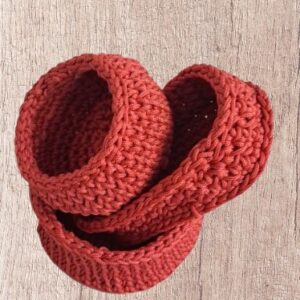Trois paniers artisanaux